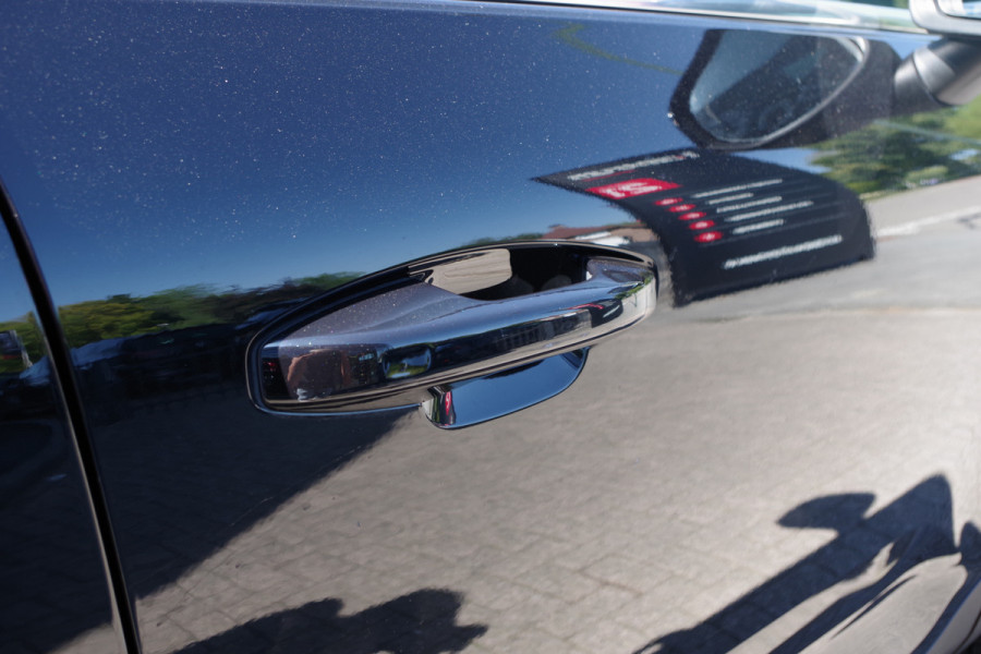 Volvo XC40 1.5 T4 211 PK Recharge Inscription, Panoramadak, Harman/Kardon, 360 Camera