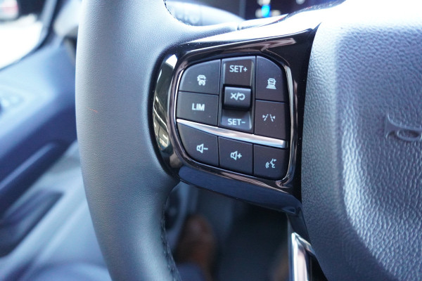 Ford Transit Custom 320L 2.0 TDCI 170PK L2H1 Trend Automaat Schuifdeur L / R Nr. V071 | Airco | Adap.Cruise | Navi | Camera | Blis | Glaslook