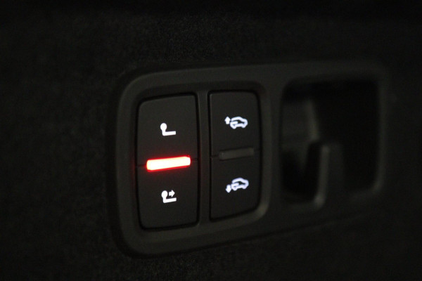 Audi RSQ8 4.0 TFSI quattro 600PK/PANO/HUD/CARBON PAKKET/360CAM/VOL