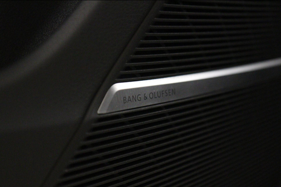 Audi RSQ8 4.0 TFSI quattro 600PK/PANO/HUD/CARBON PAKKET/360CAM/VOL