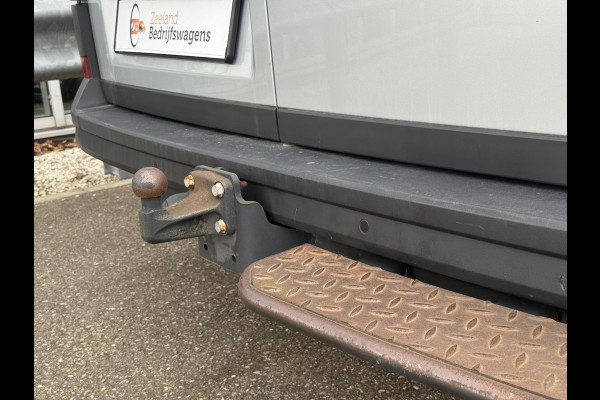 Volkswagen Crafter 35 2.0 TDI L3H2 DC Highline | Led | Adapt. Cruisec. | Stoelverw. | Trekhaak