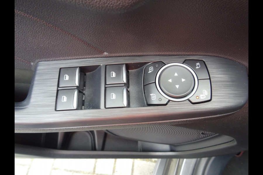 Ford Kuga 2.5 PHEV ST-Line X 225pk Automaat | Adaptieve Cruise | Panorama dak | Achteruitrijcamera | Elektrische achterklep | Navigatie | B & O Sound