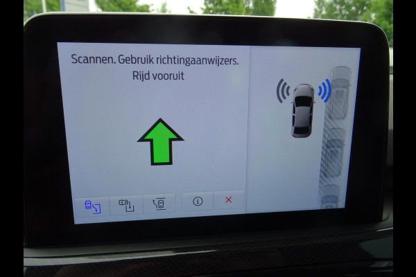 Ford Kuga 2.5 PHEV ST-Line X 225pk Automaat | Adaptieve Cruise | Panorama dak | Achteruitrijcamera | Elektrische achterklep | Navigatie | B & O Sound