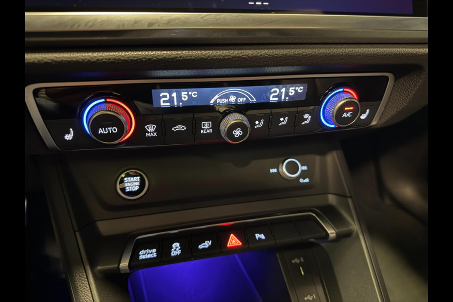 Audi Q3 Sportback 45 TFSI e 3X SLINE BLACK-LINE 20'' PANO/LEDER/SFEERVERL/SONOS/M-STOELEN/CAM/DAB///