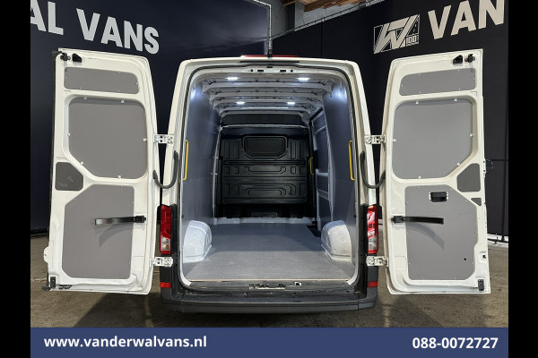 Volkswagen Crafter 2.0 TDI 140pk L3H3 L2H2 Euro6 Airco | Camera | Apple carplay | Android auto bijrijdersbank, 3000kg trekvermogen