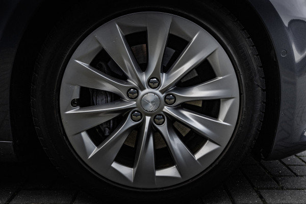 Tesla Model S Longe Range | WLPT 610KM | Full Self-Driving Autopilot | Marge | Luchtvering | Premium interieur | Essenhout decor