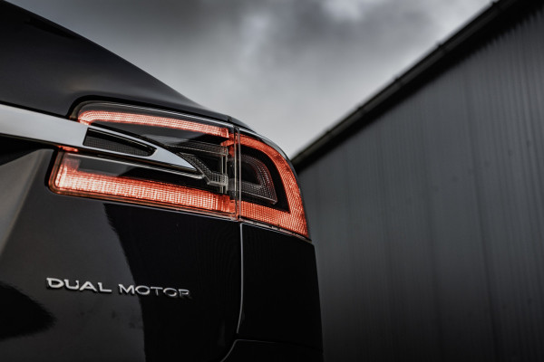 Tesla Model S Longe Range | WLPT 610KM | Full Self-Driving Autopilot | Marge | Luchtvering | Premium interieur | Essenhout decor