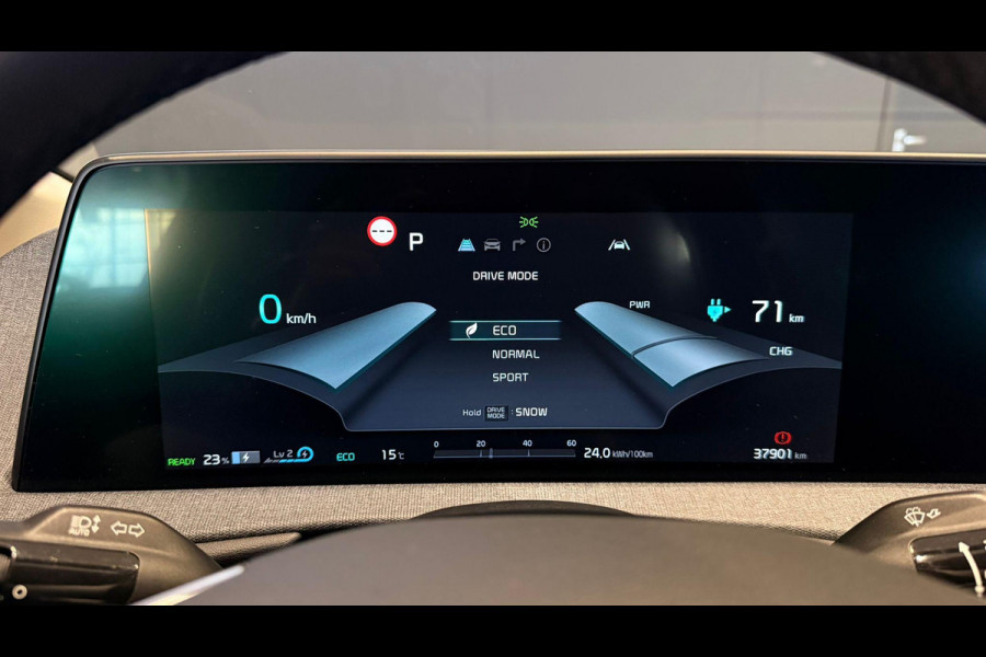 Kia Ev6 Edition Advanced 77.4 kWh + STUURVERWARMING / CAMERA / CARPLAY