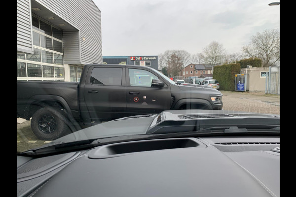 Dodge Ram 1500 Limited Night RAMBOX 5.7 V8 4x4 Multifunction Tailgate Carbon - Alle Opties -