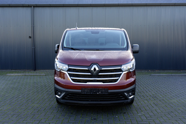 Renault Trafic Renault Trafic Blue dCi 150PK | L2H1 | 9-Zits | IN BTW/BPM | LED | Camera | Navi | Zijschuifdeur R+L | Cruise | Airco | PDC | Eu
