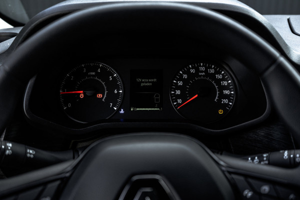 Renault Trafic Renault Trafic Blue dCi 150PK | L2H1 | 9-Zits | IN BTW/BPM | LED | Camera | Navi | Zijschuifdeur R+L | Cruise | Airco | PDC | Eu