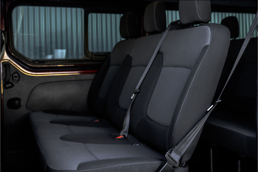 Renault Trafic Renault Trafic Blue dCi 150PK | L2H1 | 9-Zits | IN BTW/BPM | LED | Camera | Navi | Zijschuifdeur R+L | Cruise | Airco | PDC | Eu