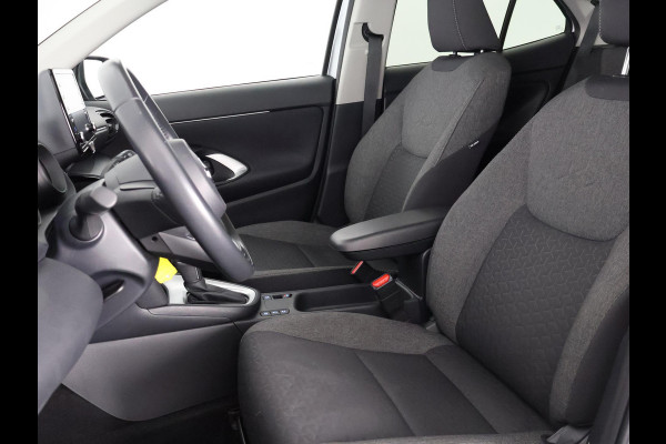 Toyota Yaris Cross 1.5 HYBRID BI-TONE PACK GARANTIE 2-2034 ! CLIMA.CRUISE ADAPTIEF. PARKEER CAMERA.