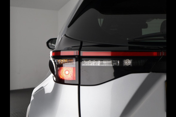 Toyota Yaris Cross 1.5 HYBRID BI-TONE PACK GARANTIE 2-2034 ! CLIMA.CRUISE ADAPTIEF. PARKEER CAMERA.