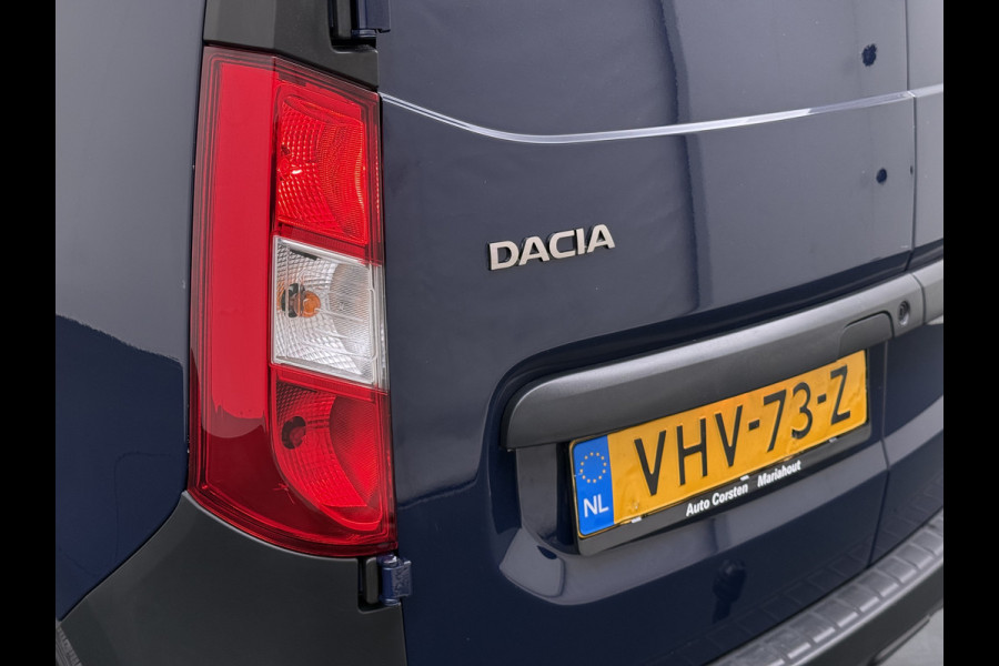 Dacia Dokker 1.5DCI Airco Navi Trekhaak Euro 6 DAB Bluetooth Essential Betonplex Vloer Lat om Lat betimmering Schuifdeur Origineel Nederlandse Auto