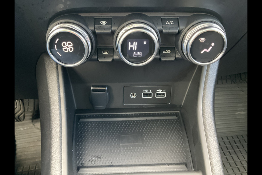 Renault Captur 1.0 TCe 90 techno Panoramadak Adapt.Cruise Navi/Cam Dodehoekdetectie