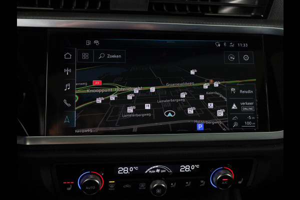 Audi Q3 Sportback 35 TFSI Pro Line S 150pk | Panoramadak | Adaptieve cruise controle | Verwarmbare voorstoelen | Parkeercamera
