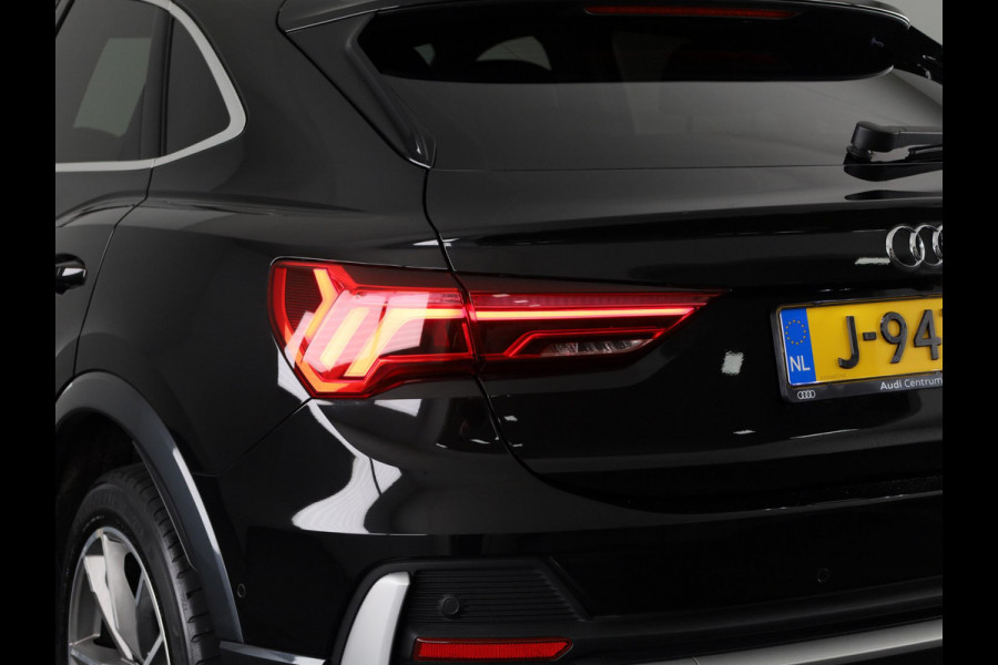 Audi Q3 Sportback 35 TFSI Pro Line S 150pk | Panoramadak | Adaptieve cruise controle | Verwarmbare voorstoelen | Parkeercamera