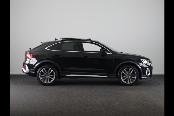 Audi Q3 Sportback 35 TFSI Pro Line S 150pk | Panoramadak | Adaptieve cruise controle | Verwarmbare voorstoelen | Parkeercamera