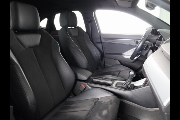 Audi Q3 Sportback 35 TFSI Pro Line S 150pk | Panoramadak | Adaptieve cruise controle | Verwarmbare voorstoelen | Parkeercamera