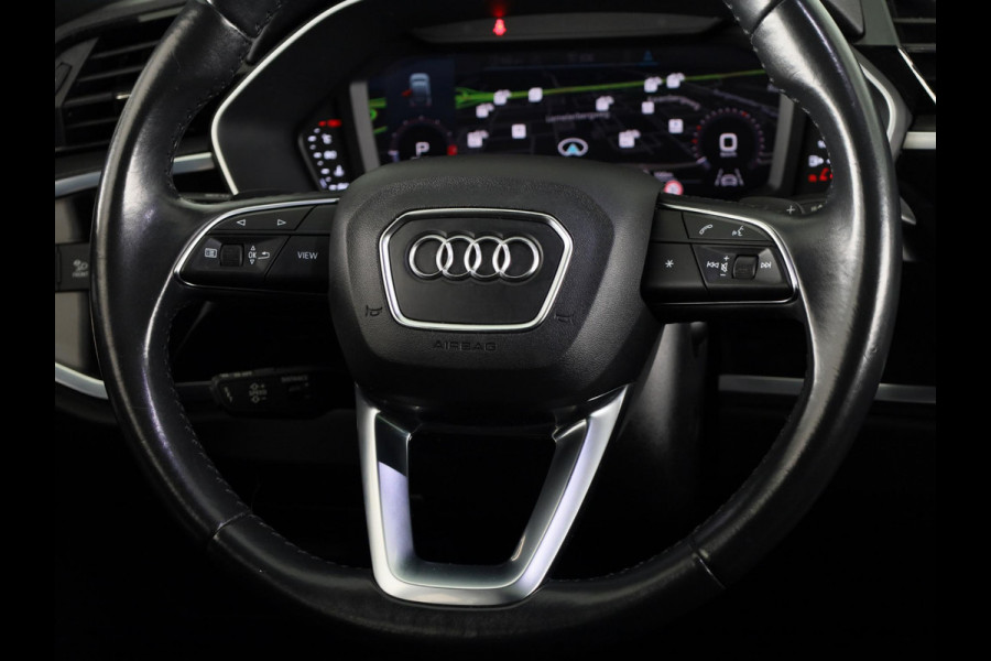 Audi Q3 Sportback 35 TFSI Pro Line S 150pk | Panoramadak | Adaptieve cruise controle | Verwarmbare voorstoelen | Parkeercamera