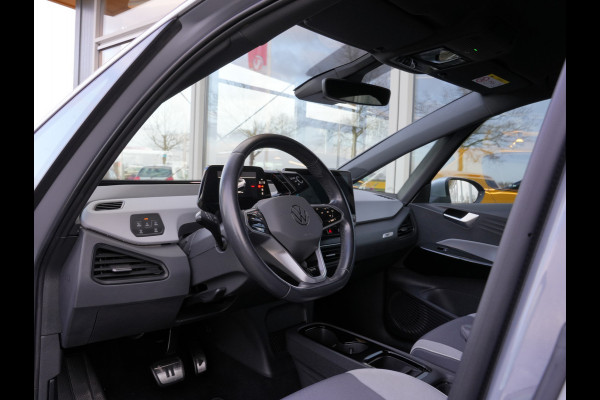 Volkswagen ID.3 First Plus 58 kWh | SoH 92% | LED | Steunhaak | Adaptive Cruise | Navigatie
