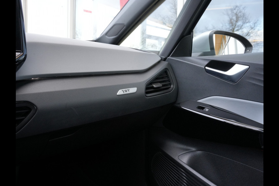 Volkswagen ID.3 First Plus 58 kWh | SoH 92% | LED | Steunhaak | Adaptive Cruise | Navigatie