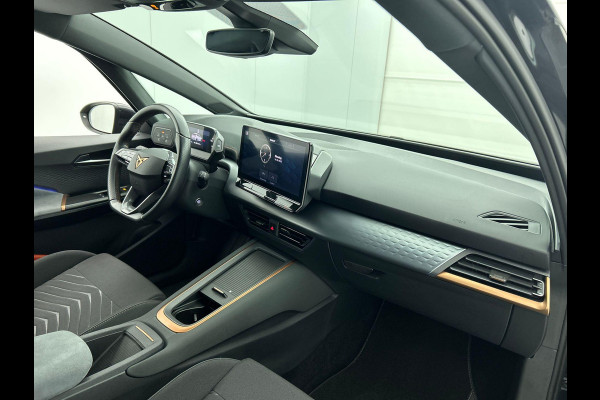 CUPRA Born Essential 62 kWh | Navigatie | Apple Carplay/Android Auto |  Adaptive Cruise Control | Climate Control | Ambient Light | PDC VA | Camera