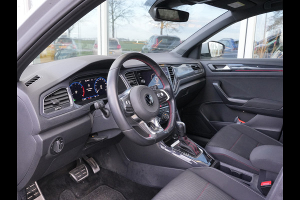 Volkswagen T-Roc 1.5 TSI Sport | Navigatie | Adaptive Cruise | Virtual Cockpit | Android/Apple Carplay