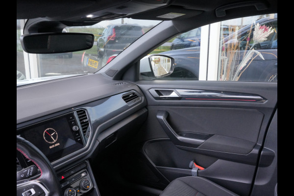 Volkswagen T-Roc 1.5 TSI Sport | Navigatie | Adaptive Cruise | Virtual Cockpit | Android/Apple Carplay