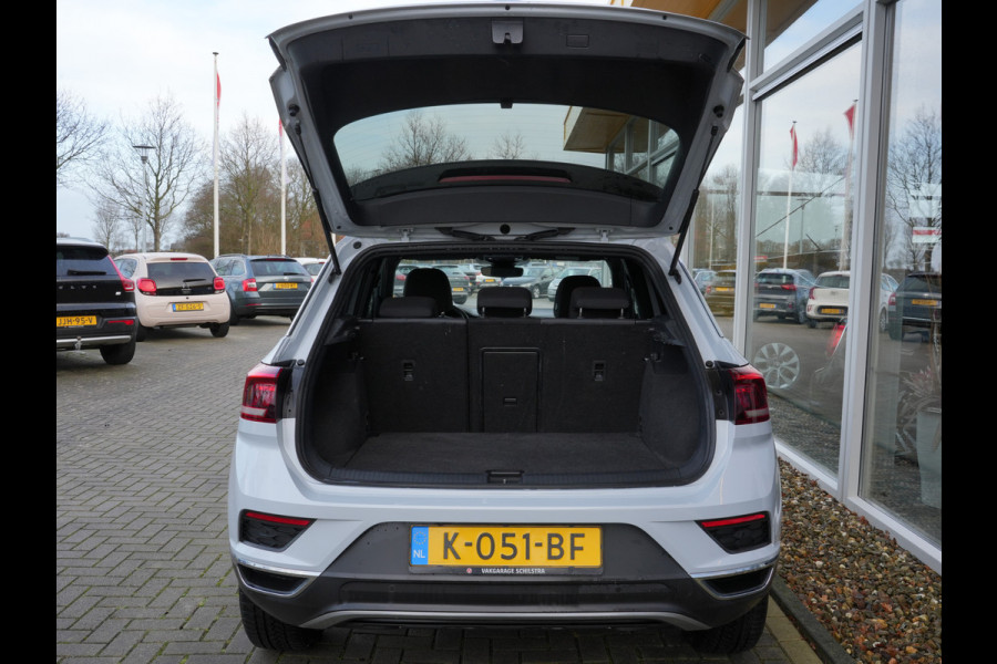 Volkswagen T-Roc 1.5 TSI Sport | Navigatie | Adaptive Cruise | Virtual Cockpit | Android/Apple Carplay