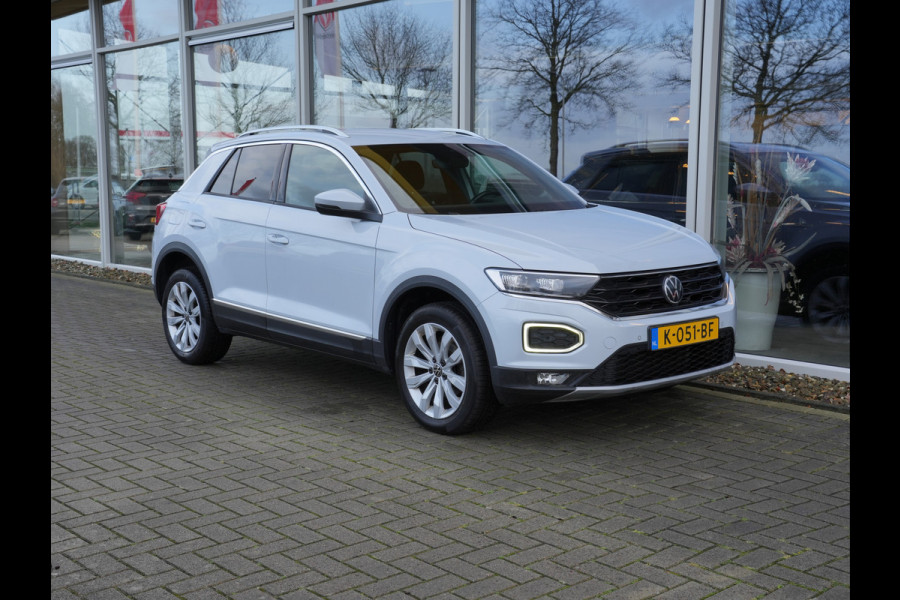 Volkswagen T-Roc 1.5 TSI Sport | Navigatie | Adaptive Cruise | Virtual Cockpit | Android/Apple Carplay