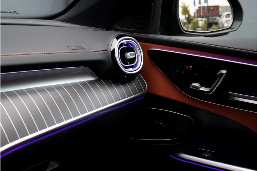 Mercedes-Benz C-Klasse Estate 300 e AMG Line Aut9 | Panoramadak | Trekhaak | Distronic | HUD | Stuurwielverwarming | Memory | Leder | Advanced Sound System | Sfeerverlichting | Rijassistentiepakket+ |