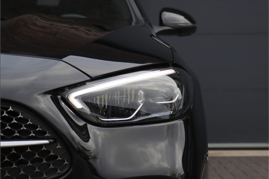 Mercedes-Benz C-Klasse Estate 300 e AMG Line Aut9 | Panoramadak | Trekhaak | Distronic | HUD | Stuurwielverwarming | Memory | Leder | Advanced Sound System | Sfeerverlichting | Rijassistentiepakket+ |