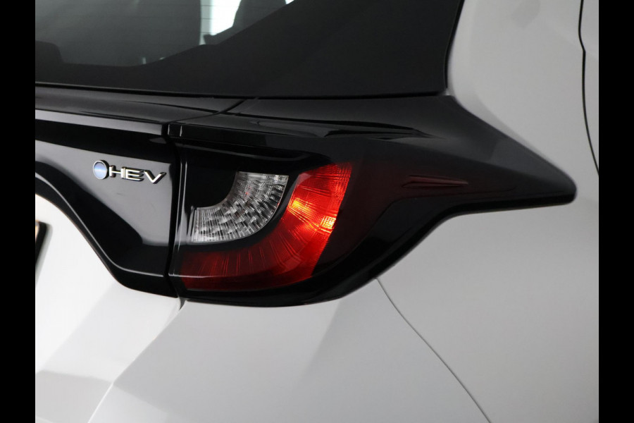 Toyota Yaris 1.5 Hybrid 115 Active | Apple CarPlay & Android auto | Achter Parkeersensoren | Adaptieve Cruise Control |