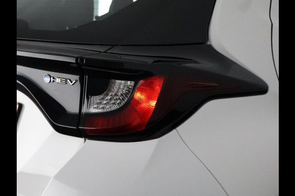 Toyota Yaris 1.5 Hybrid 115 Active | Apple CarPlay & Android auto | Achter Parkeersensoren | Adaptieve Cruise Control |