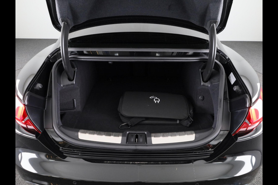 Audi e-tron GT GT 93 kWh 476pk | Panoramadak | Adaptieve cruise controle | Verwarmbare voorstoelen| 20 inch lichtmetalen velgen