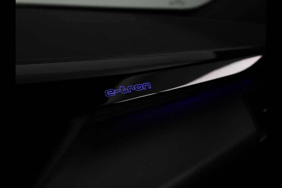 Audi e-tron GT GT 93 kWh 476pk | Panoramadak | Adaptieve cruise controle | Verwarmbare voorstoelen| 20 inch lichtmetalen velgen