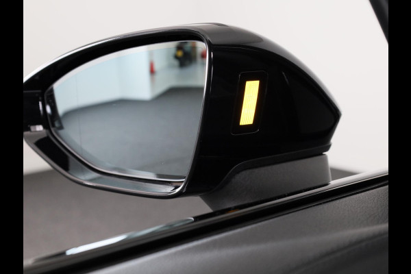 Audi e-tron GT GT 93 kWh 476pk | Panoramadak | Adaptieve cruise controle | Verwarmbare voorstoelen| 20 inch lichtmetalen velgen