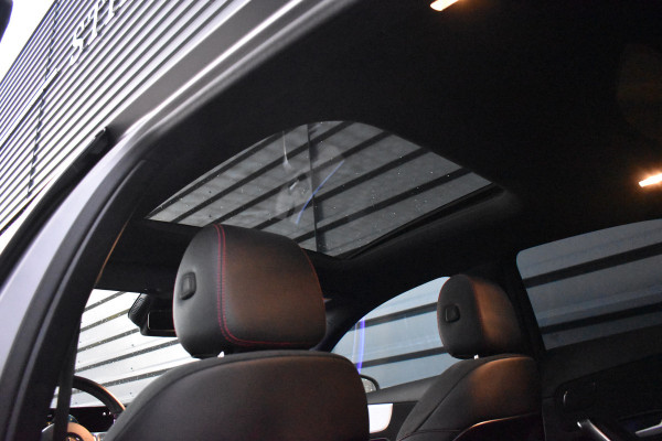 Mercedes-Benz A-Klasse 180 Business Solution AMG | Pano | Sfeerverlichting | Camera | Stoelen Elektr. + Memory | Stoelverwarming | Orig. NL |
