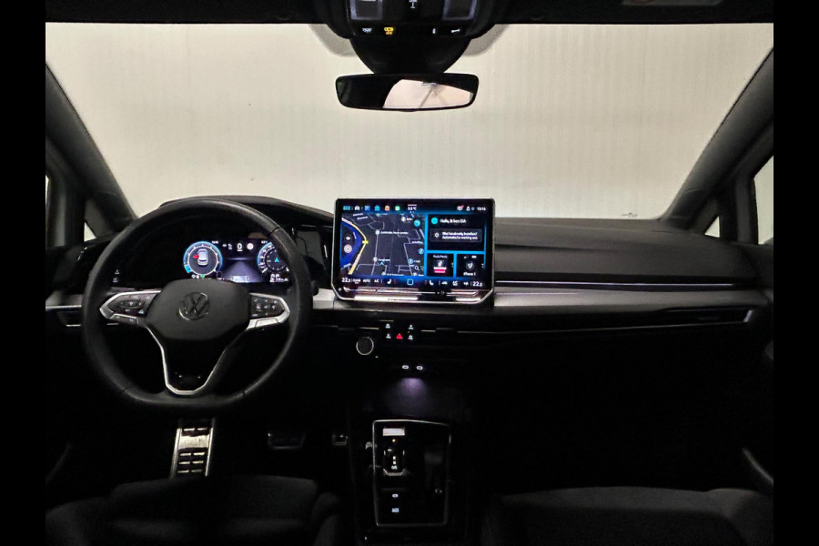 Volkswagen Golf 1.5 eTSI 50 Edition | PANO | IQ LIGHTS | CAMERA | HUD | MILD HYBRIDE