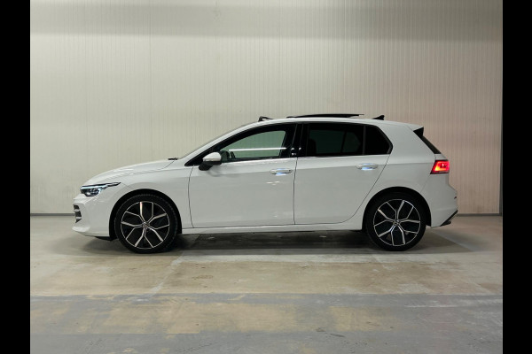 Volkswagen Golf 1.5 eTSI 50 Edition | PANO | IQ LIGHTS | CAMERA | HUD | MILD HYBRIDE