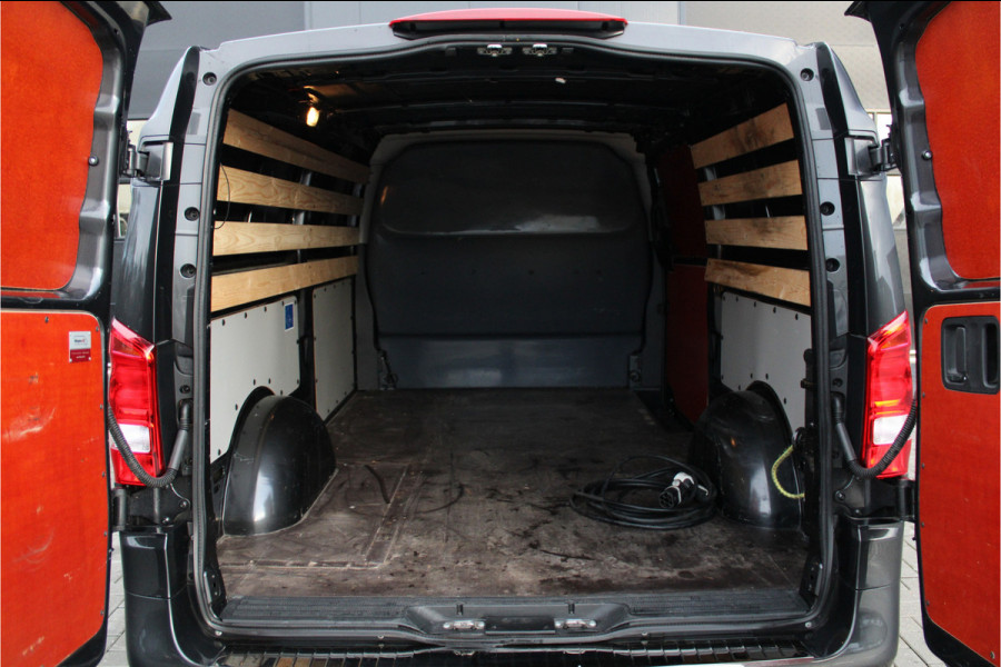 Mercedes-Benz eVito Extra Lang 66 kWh 116pk - Leder - Camera - LED - Carplay/Android - PDC - Stoelverwarming - Snelladen - Rijklaar