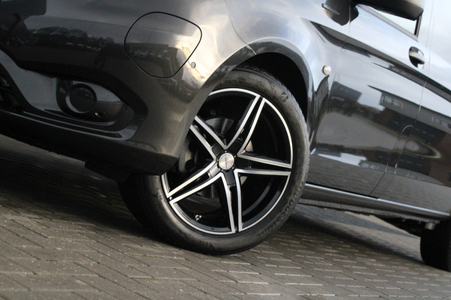 Mercedes-Benz eVito Extra Lang 66 kWh 116pk - Leder - Camera - LED - Carplay/Android - PDC - Stoelverwarming - Snelladen - Rijklaar