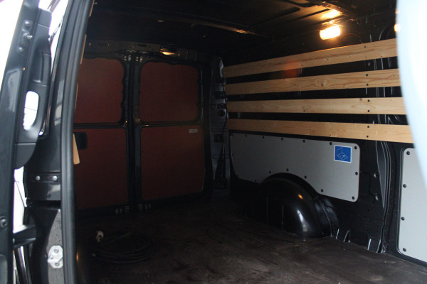 Mercedes-Benz eVito Extra Lang 66 kWh 116pk - Leder - Camera - LED - Carplay/Android - PDC - Stoelverwarming - Snelladen - Rijklaar