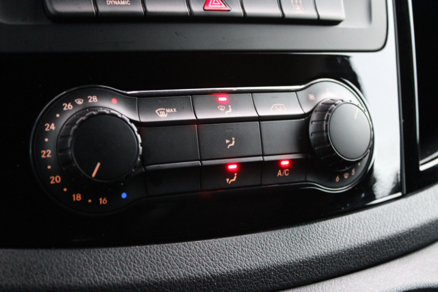 Mercedes-Benz eVito Extra Lang 66 kWh 116pk - Leder - Camera - LED - Carplay/Android - PDC - Stoelverwarming - Snelladen - Rijklaar
