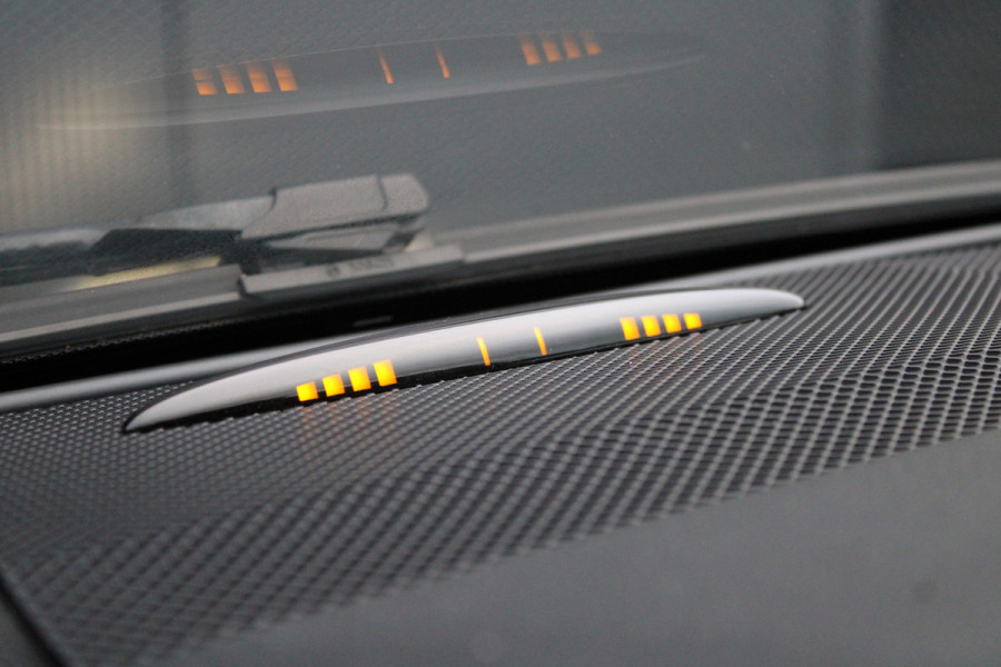 Mercedes-Benz eVito Extra Lang 66 kWh 116pk - Leder - Camera - LED - Carplay/Android - PDC - Stoelverwarming - Snelladen - Rijklaar