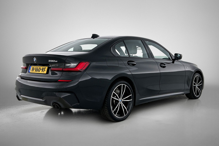 BMW 3-serie 330e eDrive Edition M-sport (NL-auto, 1e Eig, Dealer OnderH, Carplay, Camera, CruiseCon, Leder, Etc)