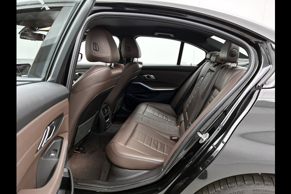 BMW 3-serie 330e eDrive Edition M-sport (NL-auto, 1e Eig, Dealer OnderH, Carplay, Camera, CruiseCon, Leder, Etc)