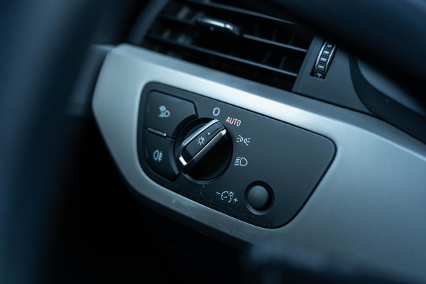 Audi A4 Avant 35 TFSI Business Edition 150PK Navi Sportstoelen Trekhaak